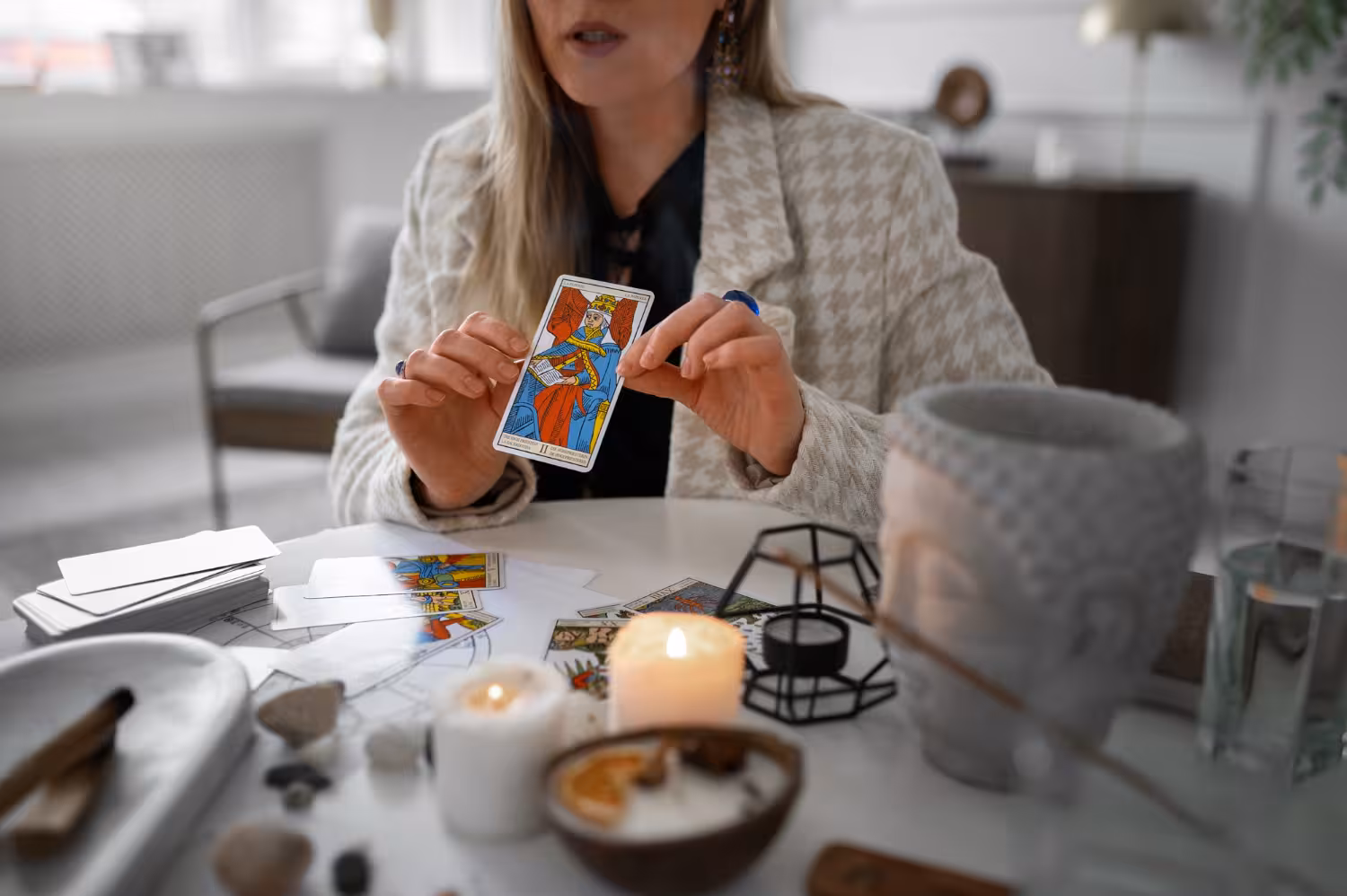 Tarot kártyajóslás